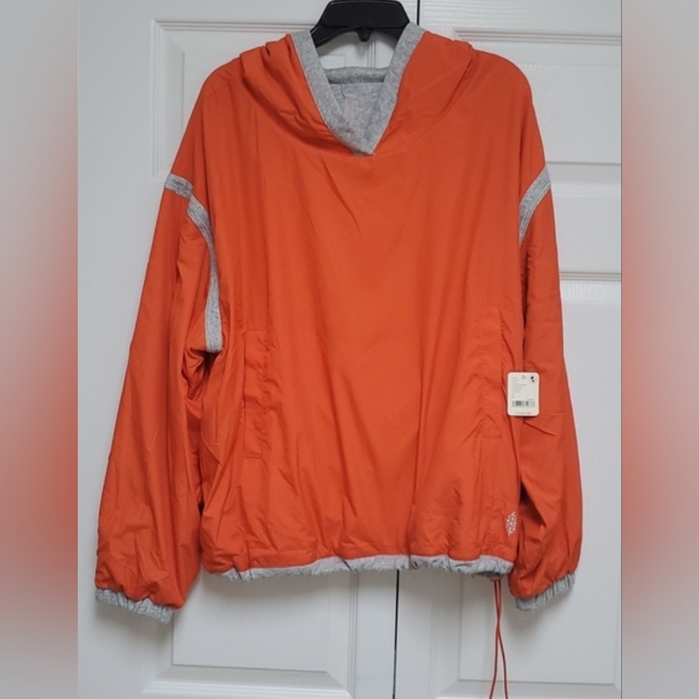 FP Movement Don't Back Down Nylon Pullover/Mandarin Red - Picture 4 of 16